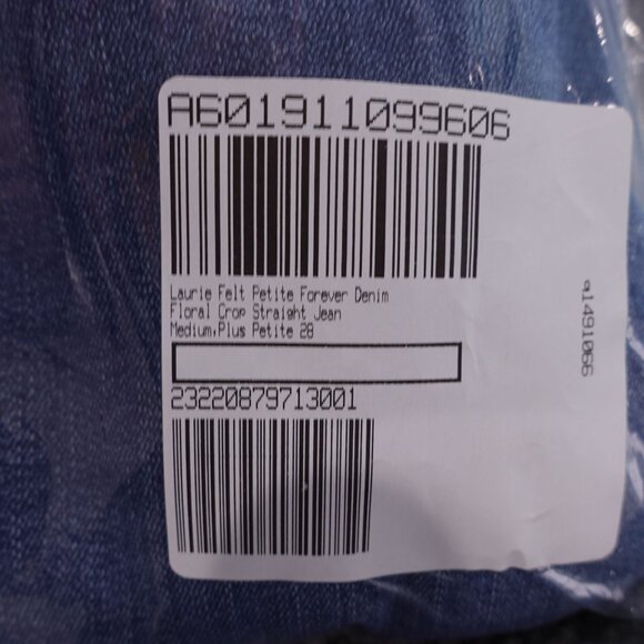 NWT Laurie Felt Forever Denim Floral Crop Straight Jean Sz 28WP Medium Wash - Picture 11 of 12
